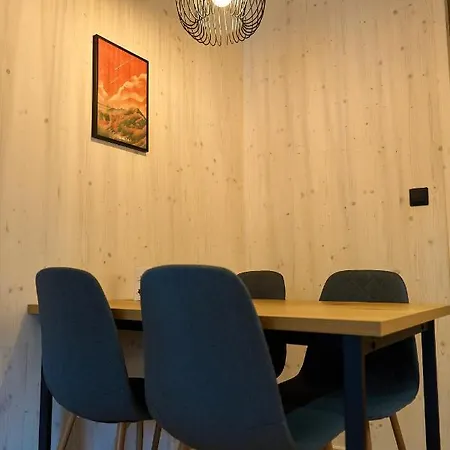 Cosy 1-bedroom With Free Parking