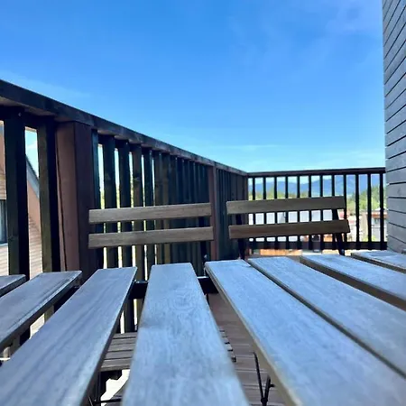 Apartment Cosy 1-bedroom With Free Parking *