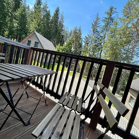Cosy 1-bedroom With Free Parking Apartament *