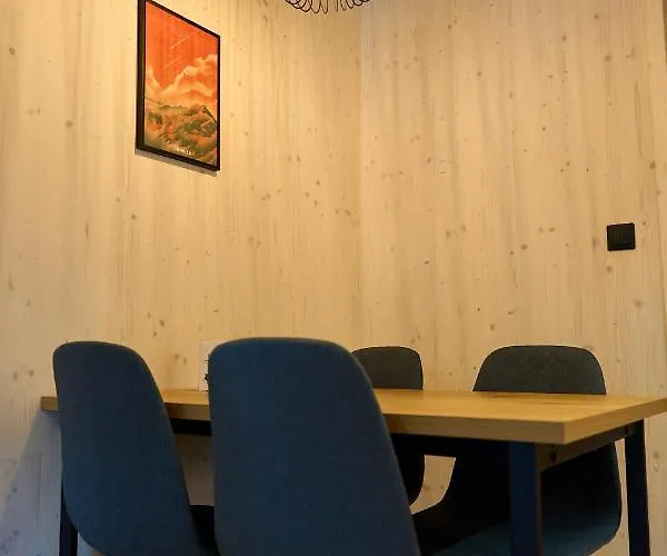 Cosy 1-bedroom With Free Parking